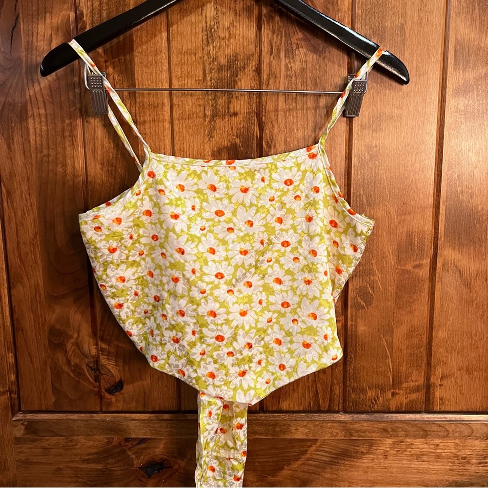 Alter’d State light green floral wrap tank size small going out top